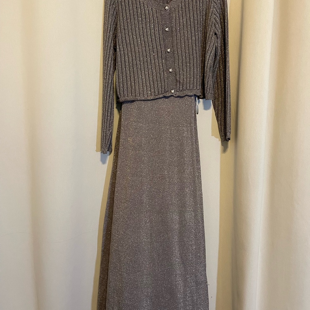 Elegant Gray Dress Set